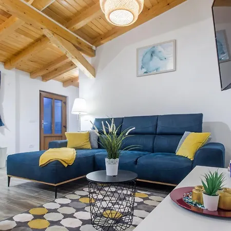 Luxury House Ivan With 4 Bedrooms * Divojevici