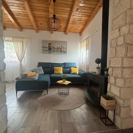 Luxury House Ivan With 4 Bedrooms * Divojevici