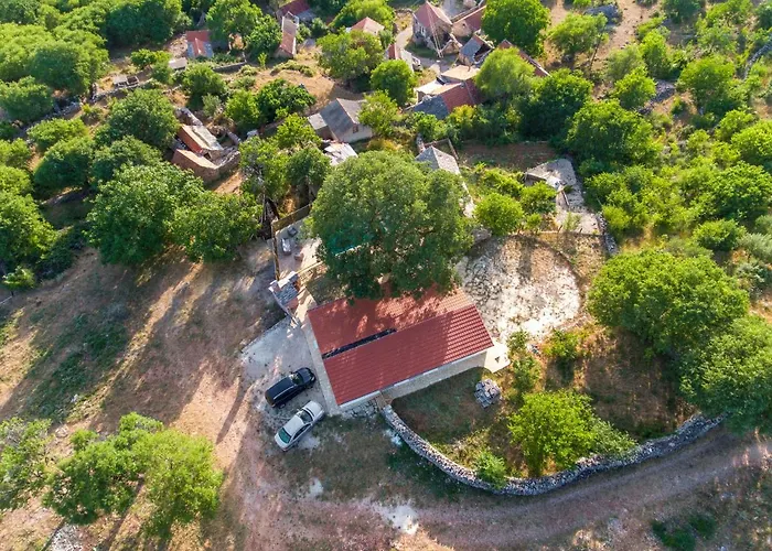 Luxury House Ivan With 4 Bedrooms