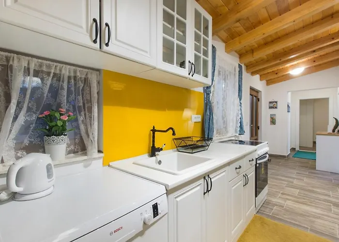 Luxury House Ivan With 4 Bedrooms