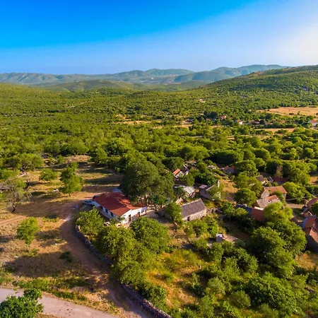 Luxury House Ivan With 4 Bedrooms Holiday home