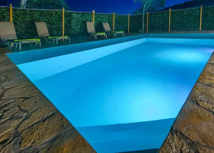 Luxury House Ivan With 4 Bedrooms *