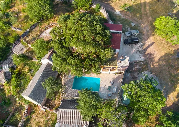 Luxury House Ivan With 4 Bedrooms *