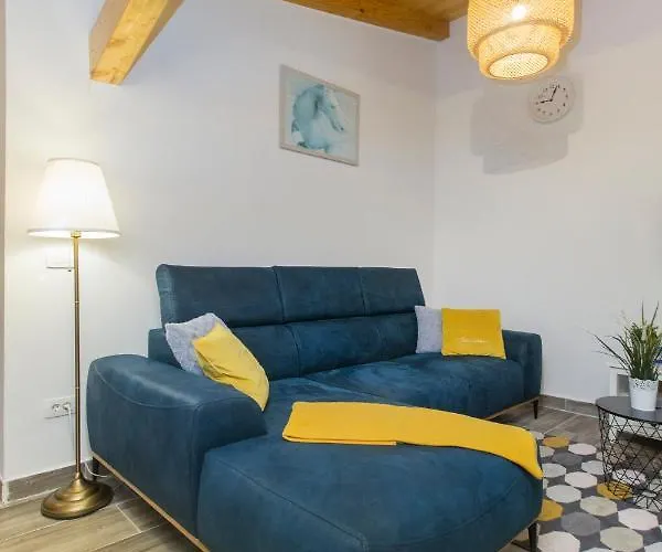 Luxury House Ivan With 4 Bedrooms *