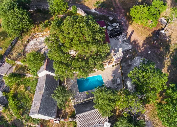 Luxury House Ivan With 4 Bedrooms *