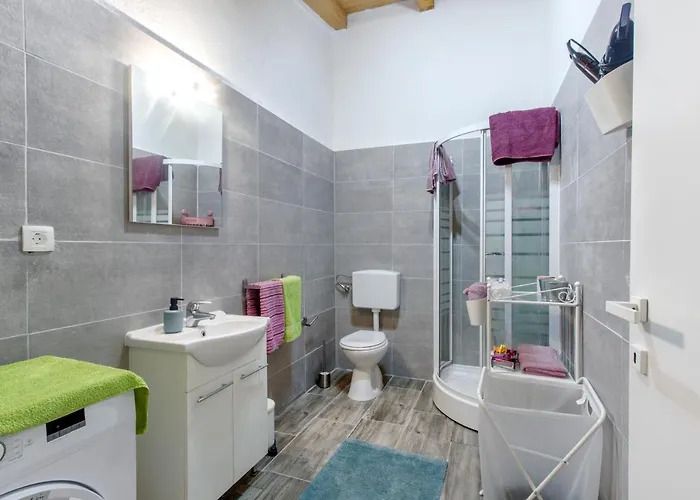 Luxury House Ivan With 4 Bedrooms